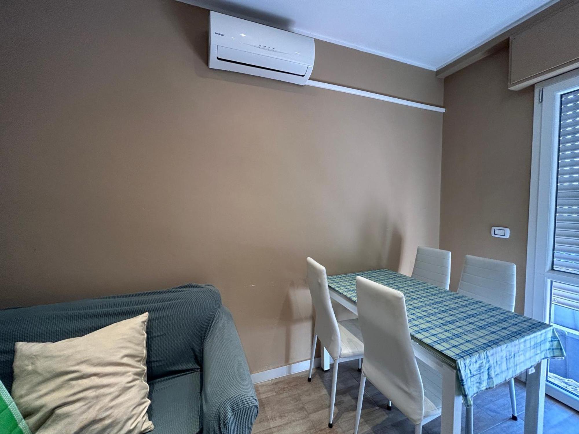 Appartamento Con Terrazzo Privato E Netflix Cagliari Ngoại thất bức ảnh